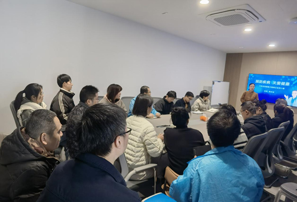 晶飛科技開展救護培訓?提高應急能力